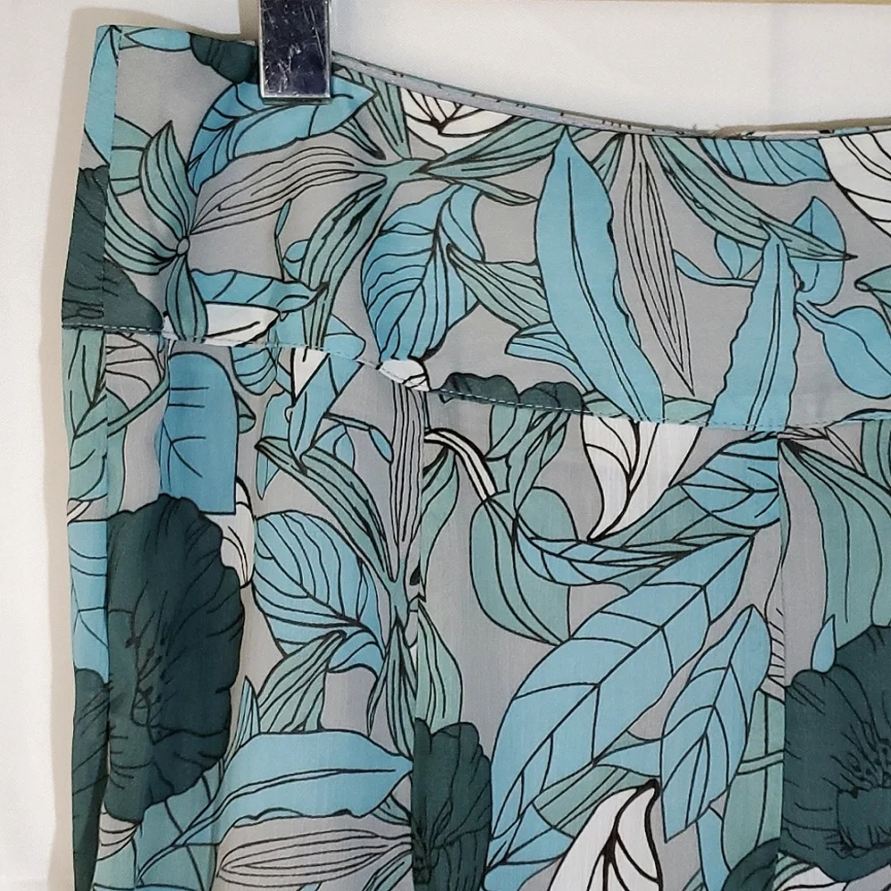 Reitmans Fit and Flare Blue/Teal Floral Midi Skirt - Size 5 - Picture 2 of 12